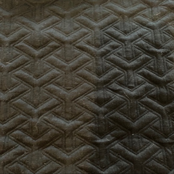 Boxy Black Forever 21 Long Sleeve Shirt - Picture 2 of 4